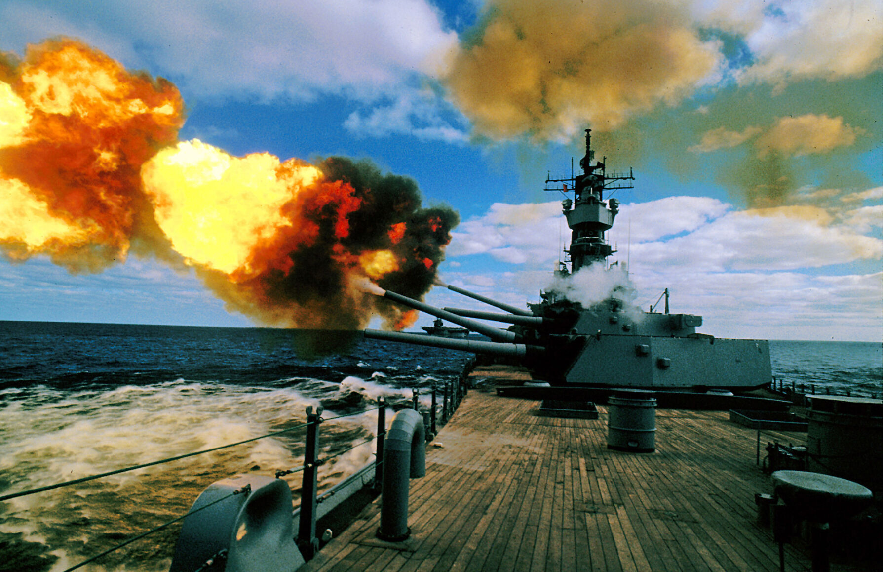 1989: USS Iowa
